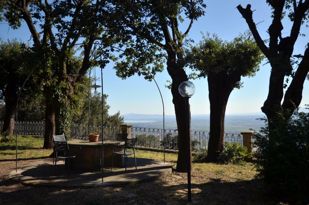 Donnaberarda Apartment Cortona Exterior photo